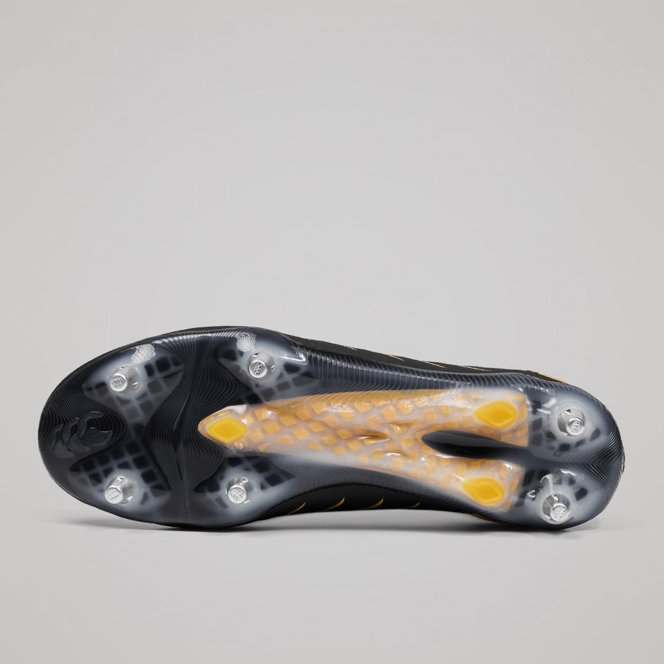 Adult Unisex CCC Phoenix 2.0 Elite Soft Ground Boot Black